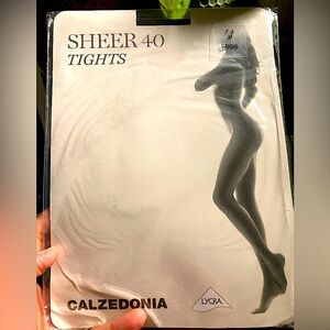 Calzedonia Italian Sheer 40 Tights - NWT, size M